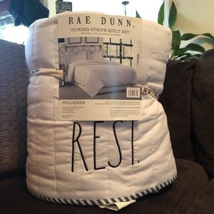 🔹SOLD🔹Rae Dunn Bedding Set - Queen